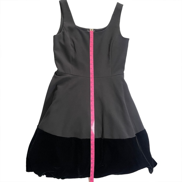 Lord & Taylor Black Fit n' Flare Cocktail Prom Dress Sz S - Picture 3 of 14